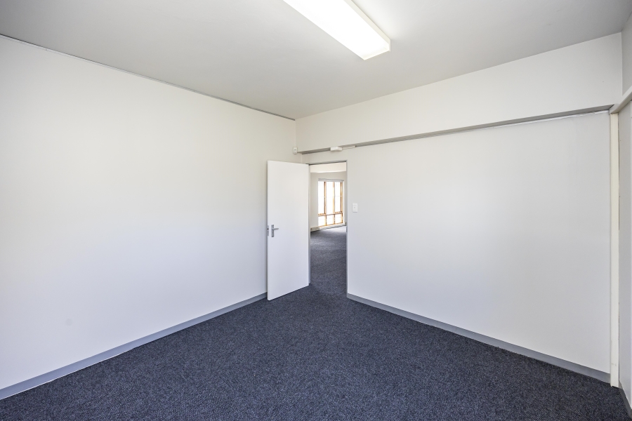 To Let Commercial Property for Rent in Berea Eastern Cape